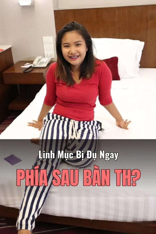 Linh Mục Bị Đụ Ngay Phía Sau Bàn Th?